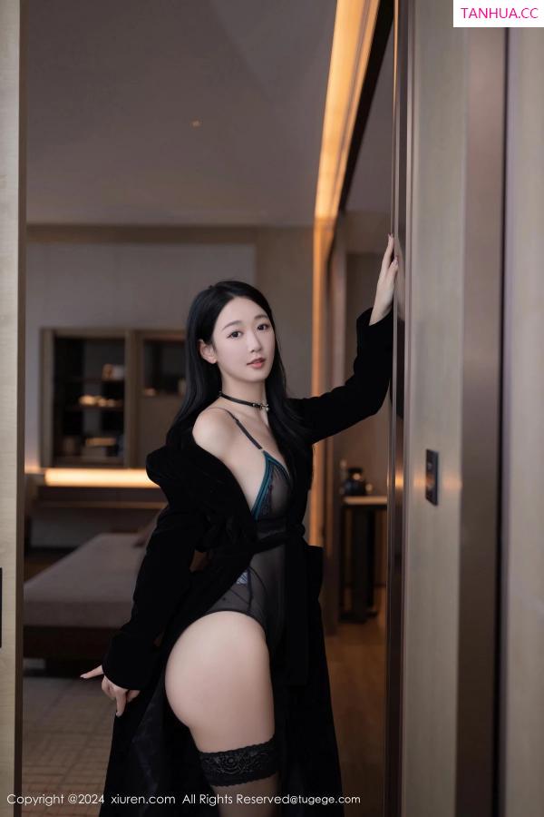 唐安琪  [XiuRen]高清写真图 2024.04.01 No.8326 唐安琪 黑丝美腿第7张图片